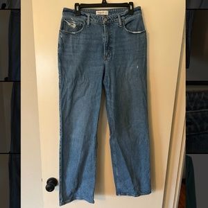 Abercrombie sz 30 90s relaxed jean medium wash